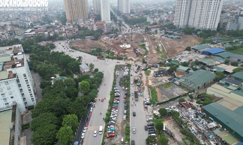 Loạt trụ cầu xuất hiện tại nút giao 'dị dạng' sau gần 10 năm 
