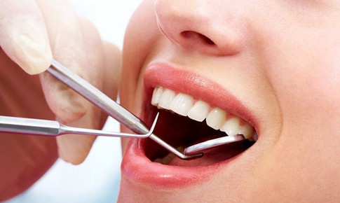 Những thói quen âm thầm làm hỏng răng