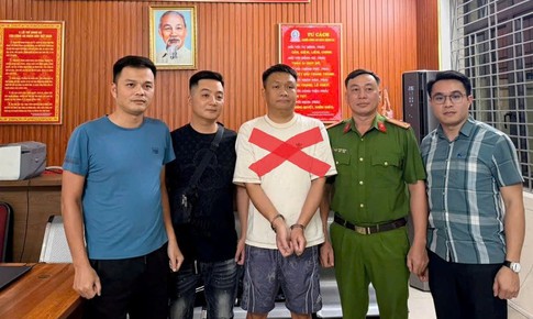Công an Hải Phòng bắt đối tượng truy nã quốc tế trốn trong chung cư