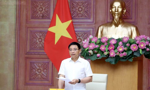 Bộ Y tế chủ động kiểm soát giá thuốc, vật tư y tế, dịch vụ KCB
