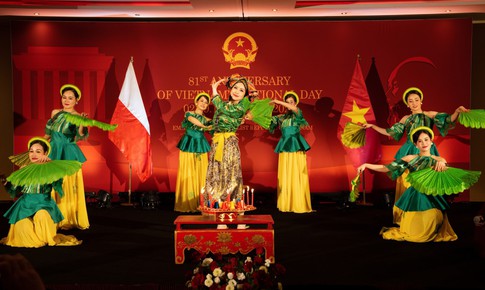 Nghệ thuật truyền thống Hải Phòng 'vượt biên giới' tới Ba Lan