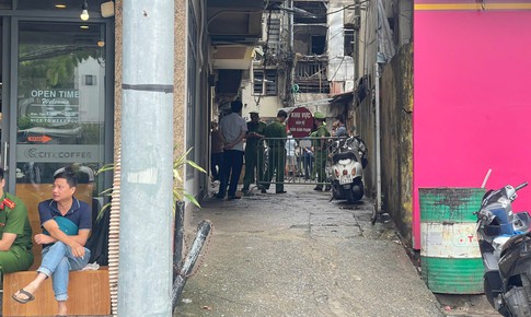 Lời kể của nhân chứng trong vụ cháy nhà ở Văn Cao: 'Tôi chưa từng thấy đám cháy nào bùng dữ dội như vậy'