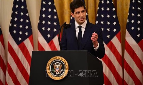Fed nâng lãi suất lần đầu từ năm 2023, dự báo lãi suất còn tăng tiếp