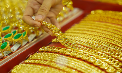Chốt giá vàng hôm nay ngày 16/9 bật tăng rất mạnh trở lại