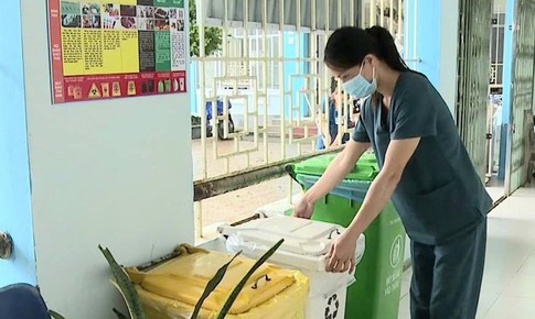 Chuyển đổi xanh trong y tế bắt đầu từ giảm chất thải nhựa