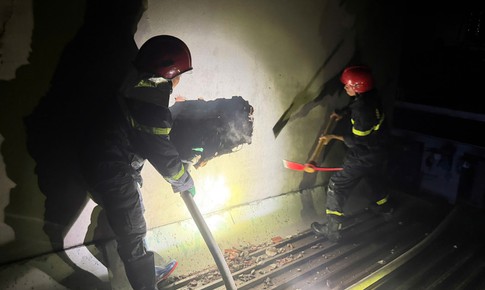 Cháy nhà ống ở TPHCM, 7 người thương vong