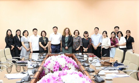 Mở rộng hợp tác để hoàn thiện chính sách, thúc đẩy đổi mới về thiết bị y tế