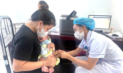 Bộ Y tế phản hồi kiến nghị liên quan đến chế độ trực, phụ cấp chống dịch