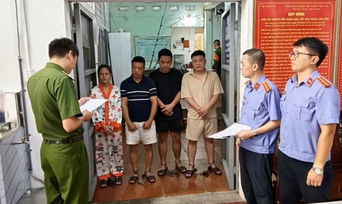 Tin mới nhất vụ nhóm hành khách hành hung tài xế taxi trong đêm
