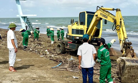 Thanh Hóa đồng loạt tổng vệ sinh, tiêu độc khử trùng sau mưa lũ