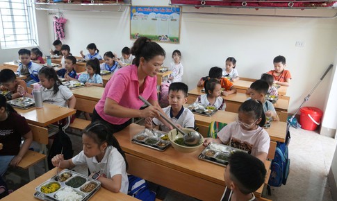 Bữa ăn bán trú ở Nghệ An có hợp đồng vẫn khó truy xuất nguồn gốc thực phẩm