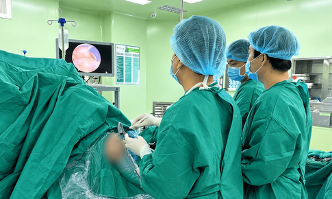 Phẫu thuật phục hồi khớp giả xương đòn sau 7 năm