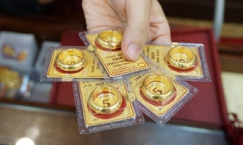Chốt giá vàng hôm nay ngày 21/9 đồng loạt giảm mạnh