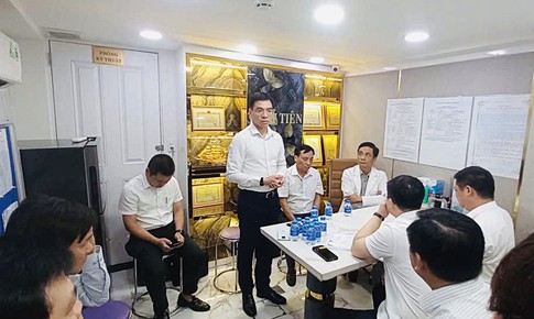 Gội đầu dưỡng sinh lén lút thực hiện cả dịch vụ y tế xâm lấn