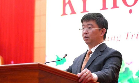 Phê chuẩn ông Bùi Hoàng Phương giữ chức Chủ tịch tỉnh Quảng Trị