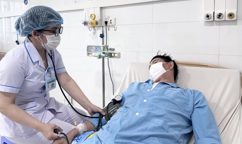 Đau ngực dữ dội, phát hiện bệnh tim nghiêm trọng