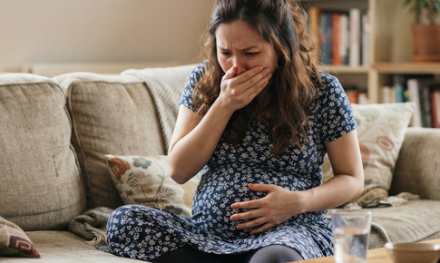 Mẹ bầu ốm nghén ăn gì để giảm buồn nôn mà con vẫn đủ chất?