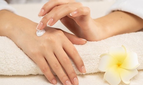 Dày sừng nang lông: Nhận biết và chăm sóc đúng cách