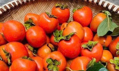 5 tác dụng phụ của quả hồng cần lưu ý khi ăn