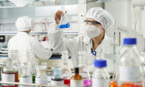 Công nghiệp hóa dược: Từng bước làm chủ nguồn nguyên liệu cho sản xuất thuốc