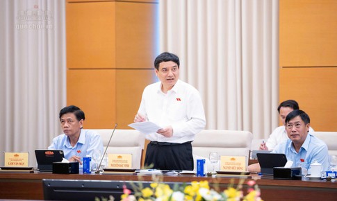 Không tán thành việc bỏ quy định cấm bán rượu, bia bằng máy bán hàng tự động
