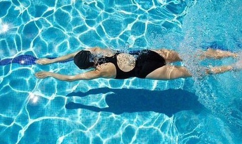 4 lý do bơi lội tốt cho sức khỏe tim mạch