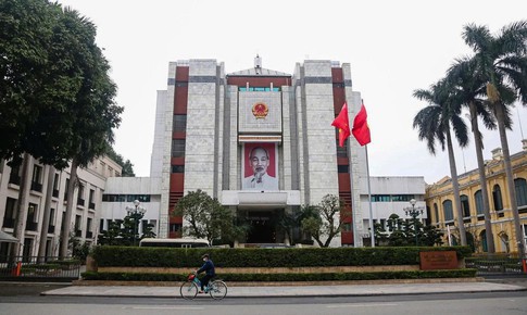 Hà Nội dự kiến ‘hạ giải’ nhiều tòa nhà bên hồ Hoàn Kiếm để tái thiết cảnh quan