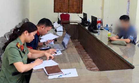 Cẩn trọng khi tương tác với thông tin tiêu cực trên mạng xã hội