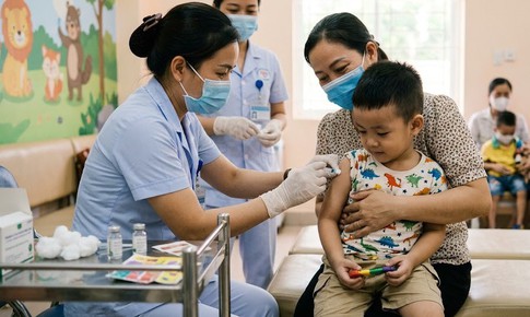 Vaccine đã thay đổi cuộc chiến chống bệnh truyền nhiễm như thế nào?