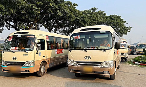 Hà Nội kiểm tra xe đưa đón học sinh, phòng việc bỏ quên trẻ trên xe