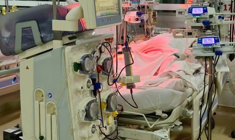 Nữ sinh 16 tuổi và cuộc chiến sinh tử với chi phí gần 1 tỷ đồng