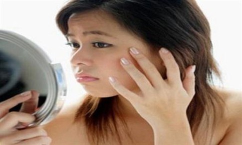 Bắt bệnh làn da xanh mướt, da có vằn đỏ tía