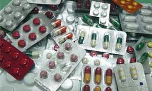 Thuốc chồng thuốc, bệnh chồng bệnh