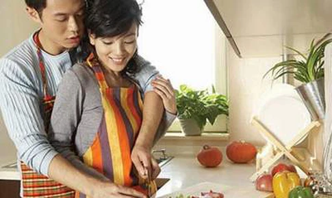 Vào bếp để “ yêu”