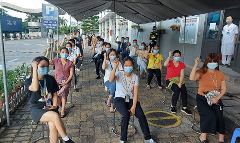 Bộ Y tế khởi động tiêm chủng vắc xin phòng COVID-19 cho công nhân KCN Bắc Ninh