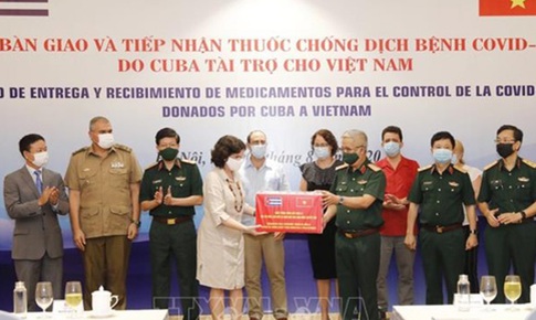 B&#225;c sĩ Cuba sang Việt Nam hỗ trợ chống dịch COVID-19