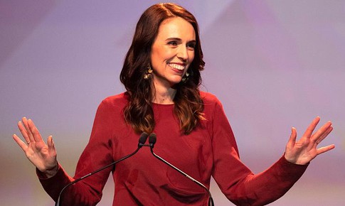 Đảng Lao động của Thủ tướng New Zealand Jacinda Ardern thắng cử