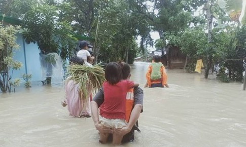 Philippines sơ t&#225;n gần 1.800 người do b&#227;o Molave tiến gần