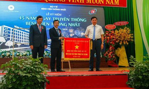 Bệnh viện Thống Nhất vinh dự nhận nhiều bằng khen cao qu&#253;