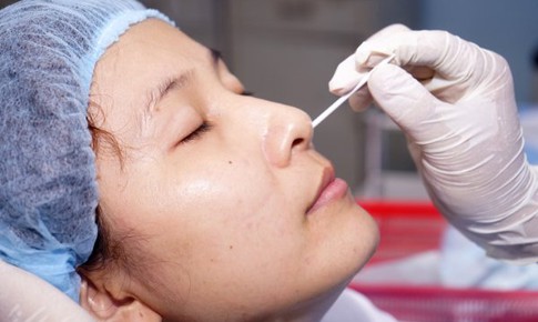 Tổng xét nghiệm, truy vết F0, chống dịch bệnh xâm nhập vào bệnh viện