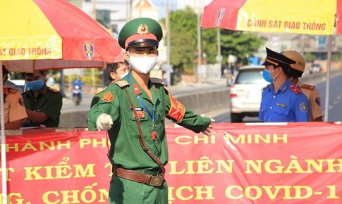 Toàn cảnh TP.HCM sau 15 ngày giãn cách xã hội theo Chỉ thị 16