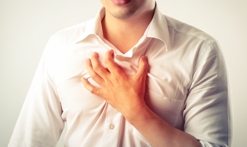 Ợ nóng và tức sau cổ họng, bệnh gì?