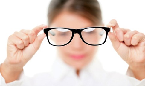 Làm gì để không bị tăng số kính?