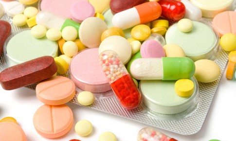 Phản ứng nghiêm trọng trên da do allopurinol trị gút