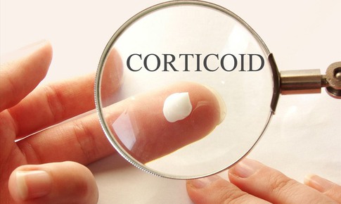 B&#244;i corticoid chữa hắc l&#224;o, bệnh nặng hơn