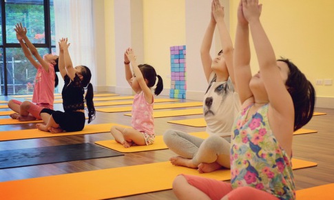 Có nên cho trẻ tập yoga?