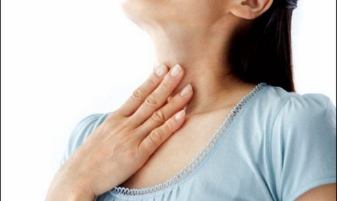 Nghẹn ở người cao tuổi và cách khắc phục