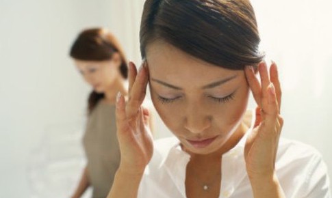 Đau vùng trán kéo dài: Dấu hiệu bệnh lý nguy hiểm dễ bỏ qua