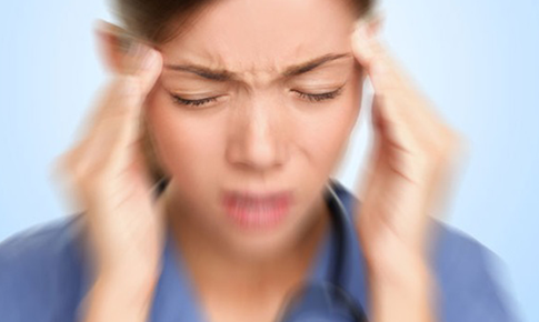 Vì sao luôn bị chóng mặt?