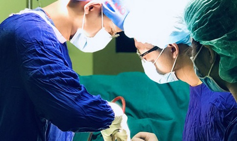 Ti&#234;m thuốc v&#224;o cột sống - Coi chừng nguy hiểm t&#237;nh mạng